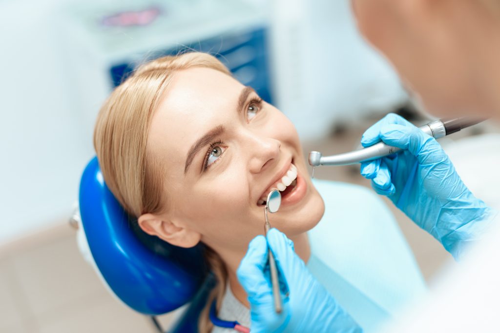 implant dentar cost 2021 Bucuresti