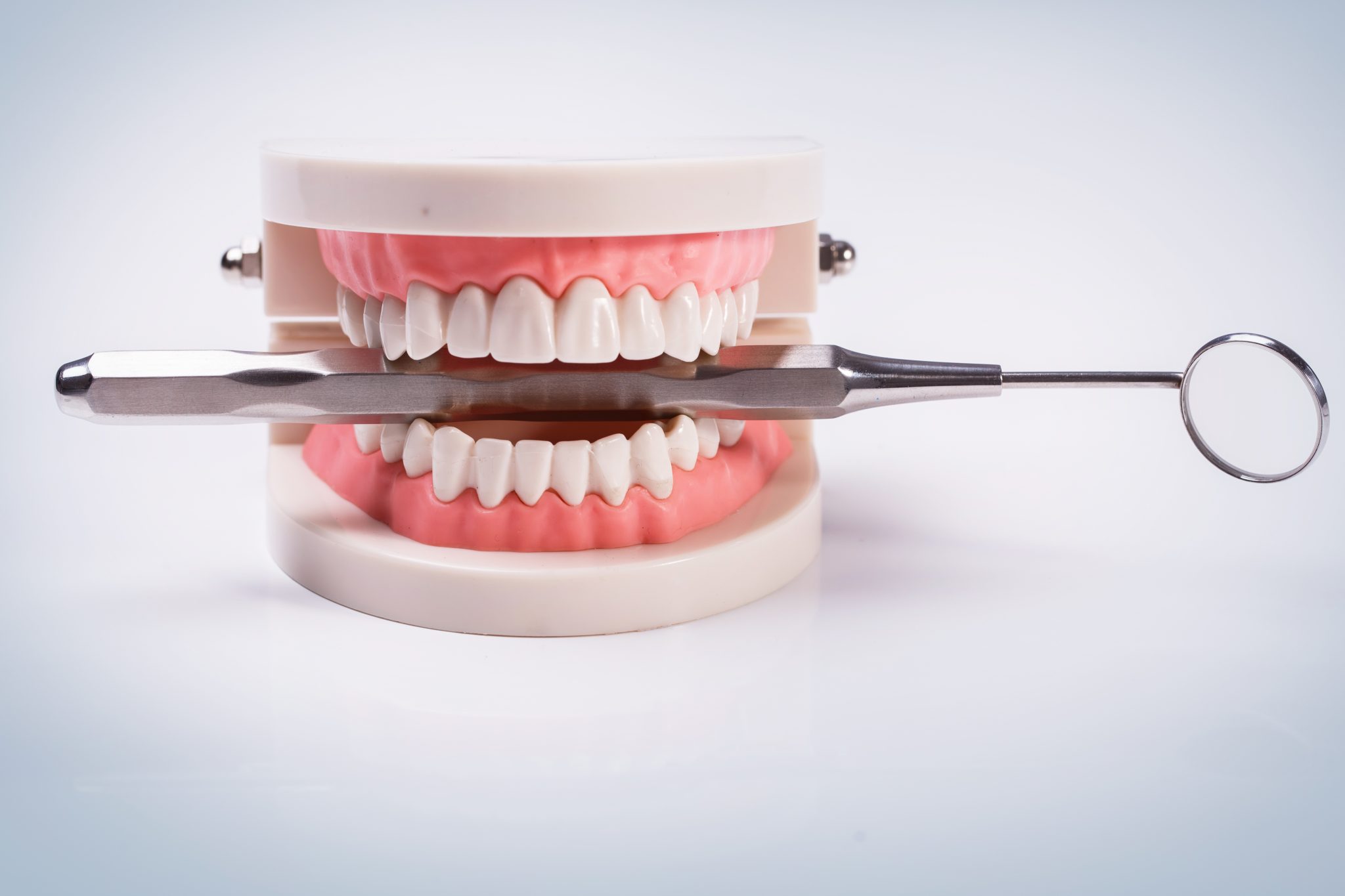 Misleading bucket tire Coroana dentara din ceramica presata: dintele perfect la cel mai bun pret