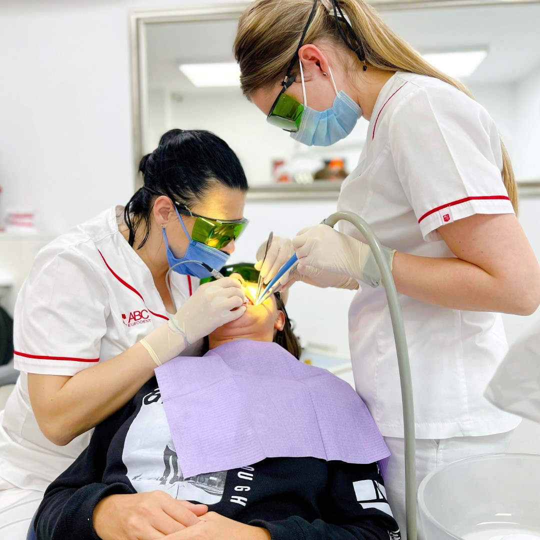 laser dentar Bucuresti